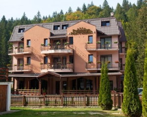 Hotel Pensiunea Pantheon cazare Poiana Brasov