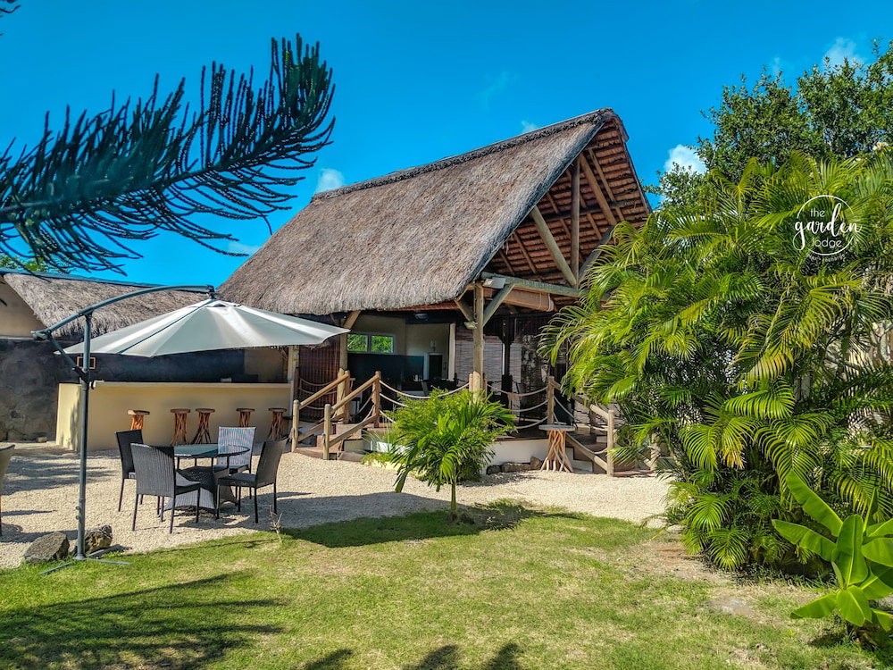 The Garden Lodge Pereybere - Piscine