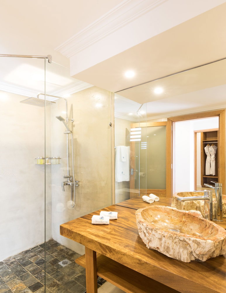 Seasense Boutique Hotel And Spa