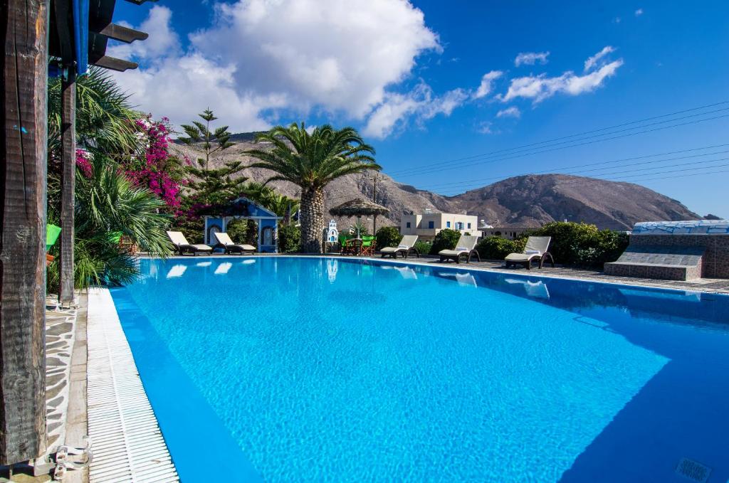Holiday Beach Resort