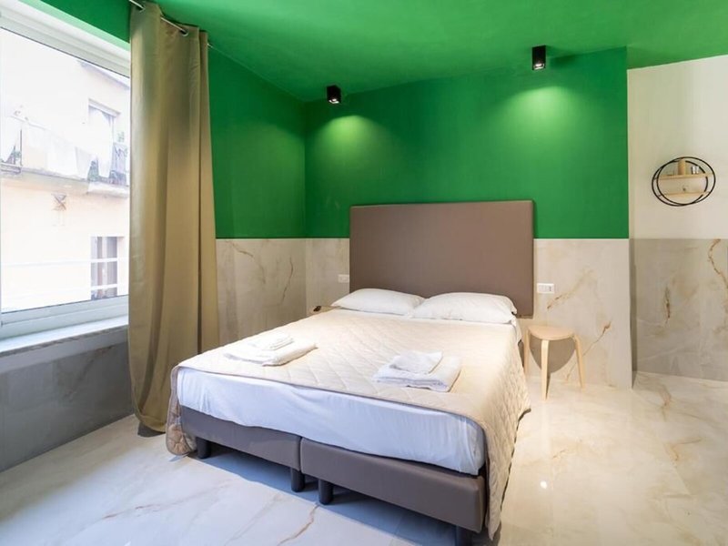 P.c. Boutique H. Vesuvius, Napoli Centro, By Clapa Group