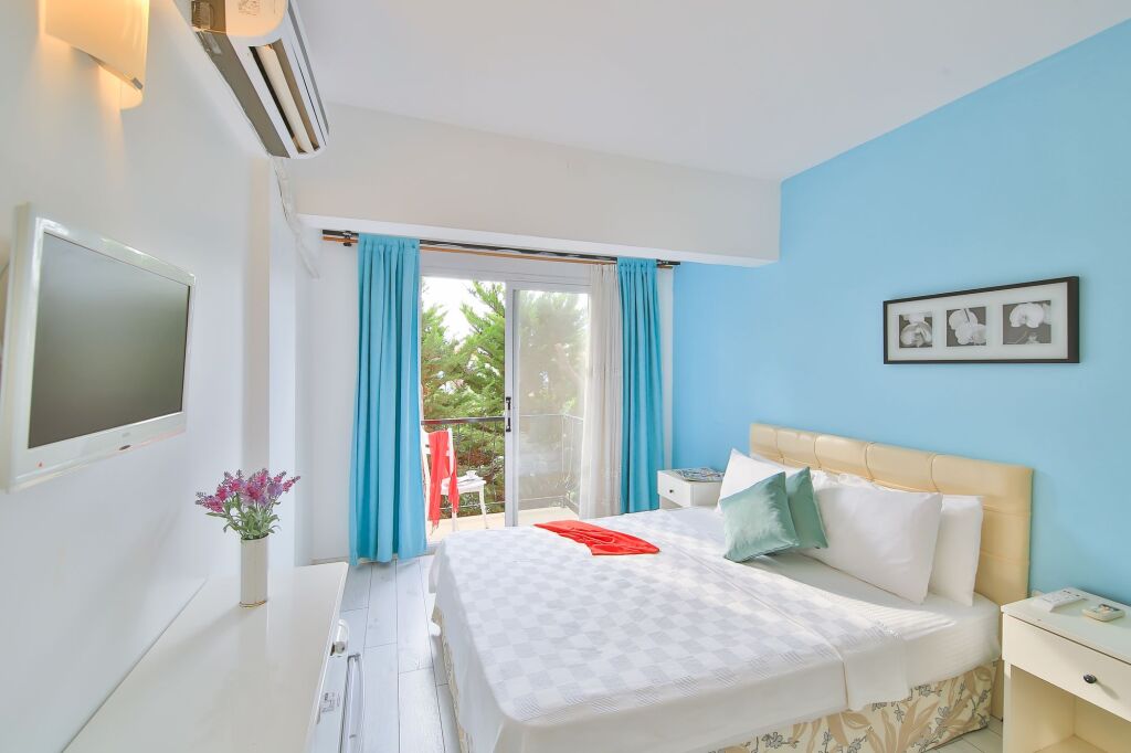Kiraz Otel