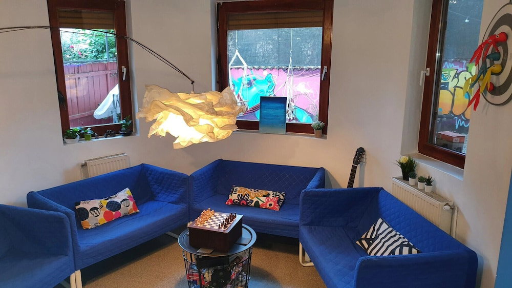 Popcorn Hostel