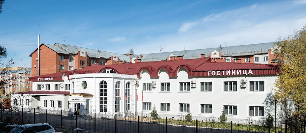 Hotel Red Village Hotel