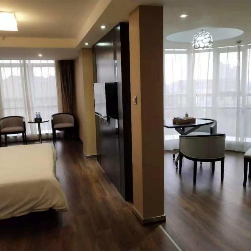 Hotel Country Inn & Suites By Radisson