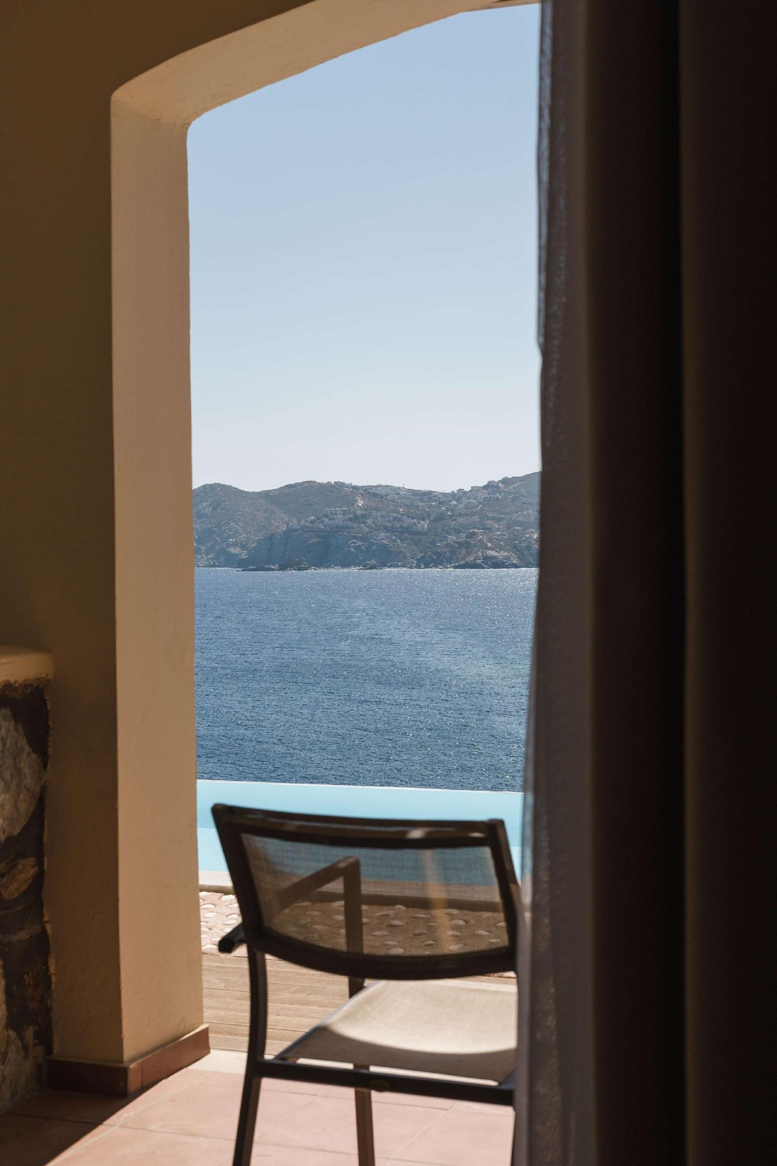 Sea Side Resort & Spa - Adults Only