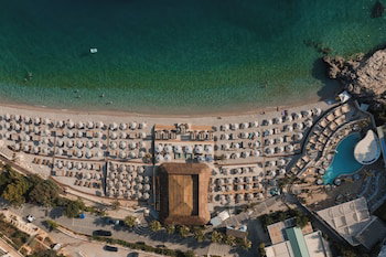 Hotel Folie Marine Beach Hotel & Club