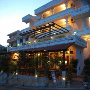 Hotel Firenze Apartments cazare Ulcinj