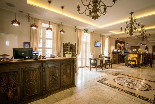 Hotel Orient Palace