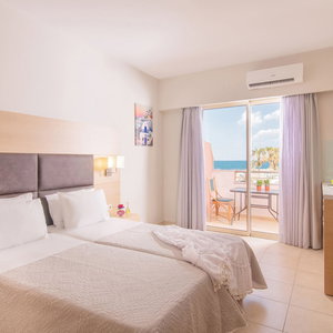 Hotel Pleasure Beach Hotel cazare Malia