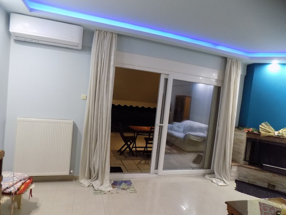 Natalys 2 Bd Gorgeous Apt In Volos