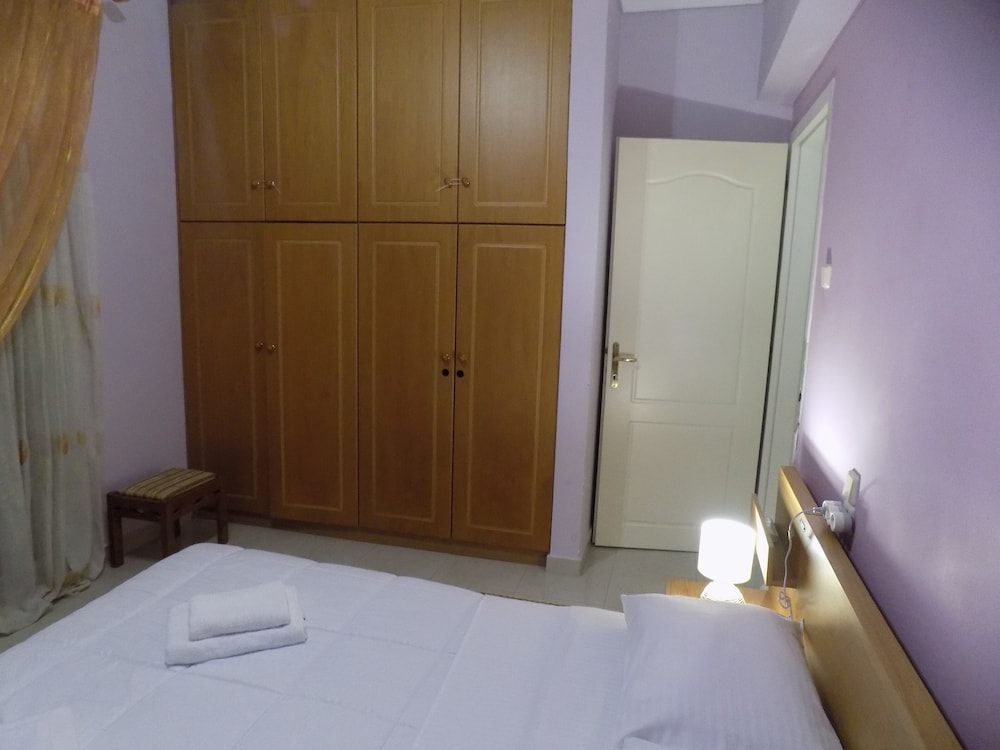 Natalys 2 Bd Gorgeous Apt In Volos