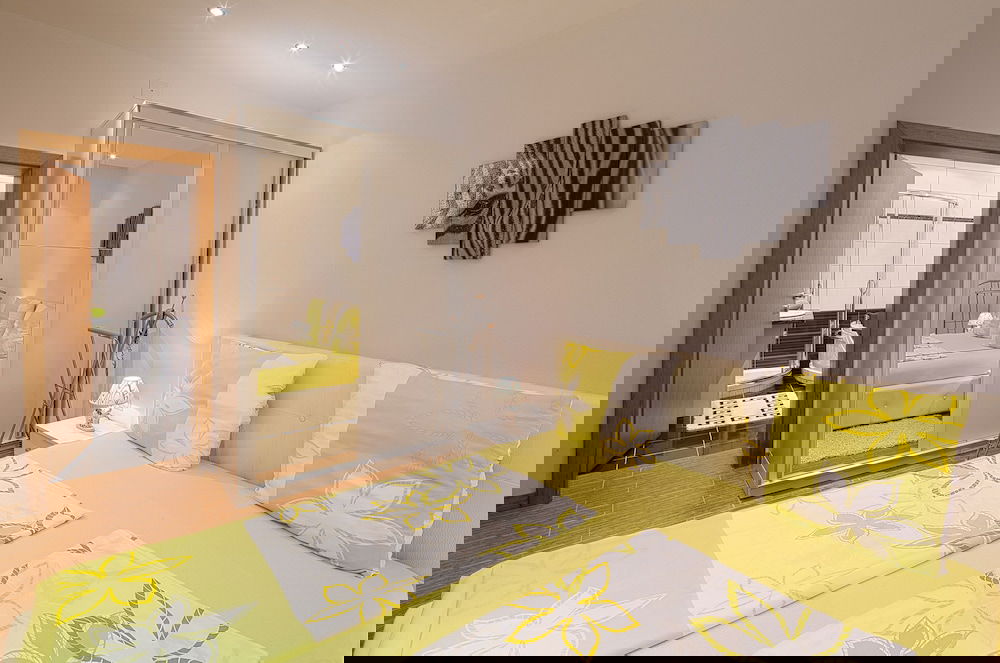 Hotel Montelux Apartments