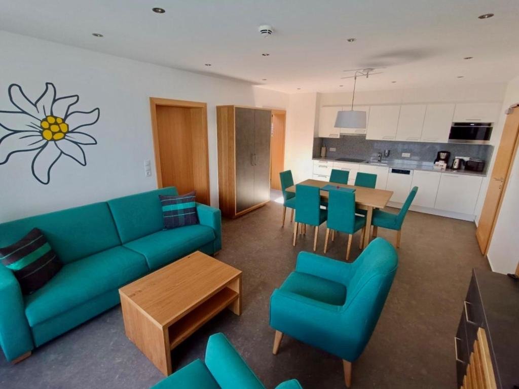 Hotel Alpine Club