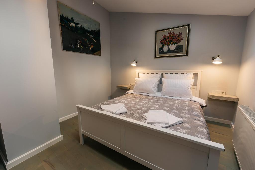 Yellowboot Aparthotel