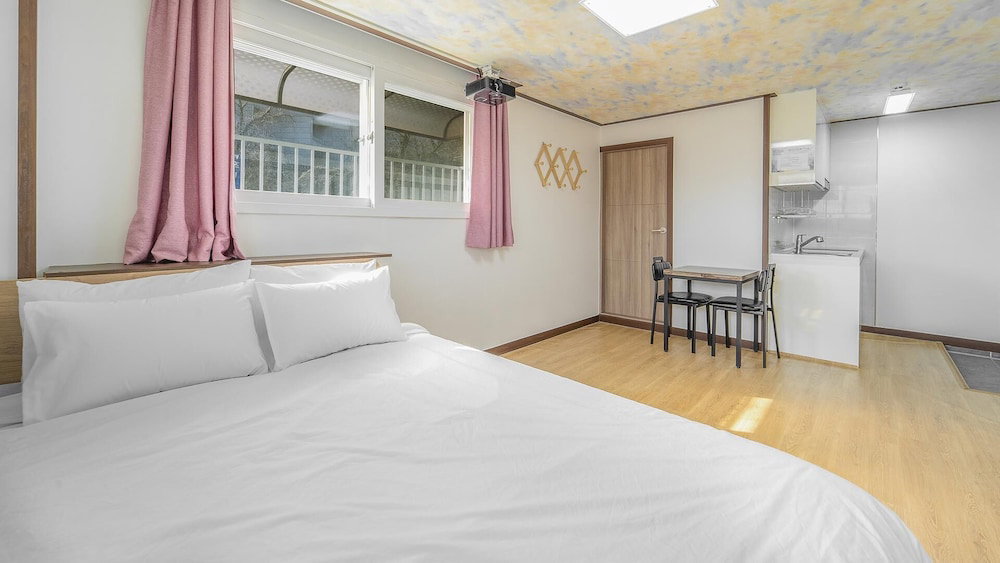 Hotel Yeongheungdo Ttobagi Pension