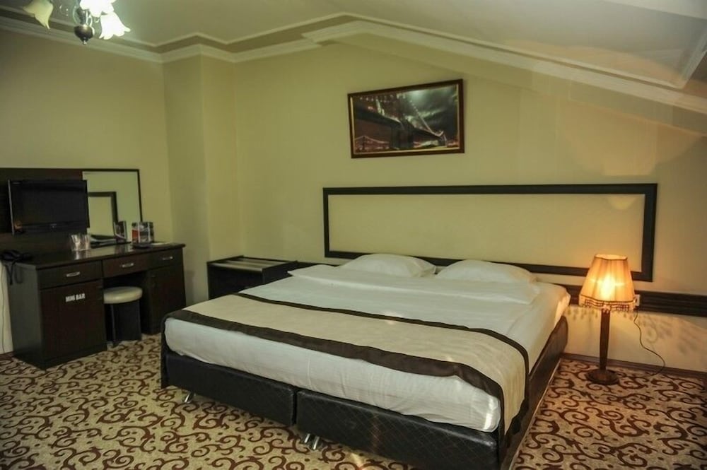 Hotel Teona Hotel