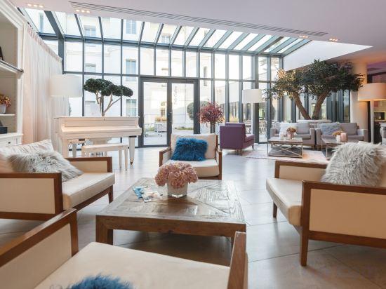 Relais Thalasso Baie De La Baule Château Des Tourelles