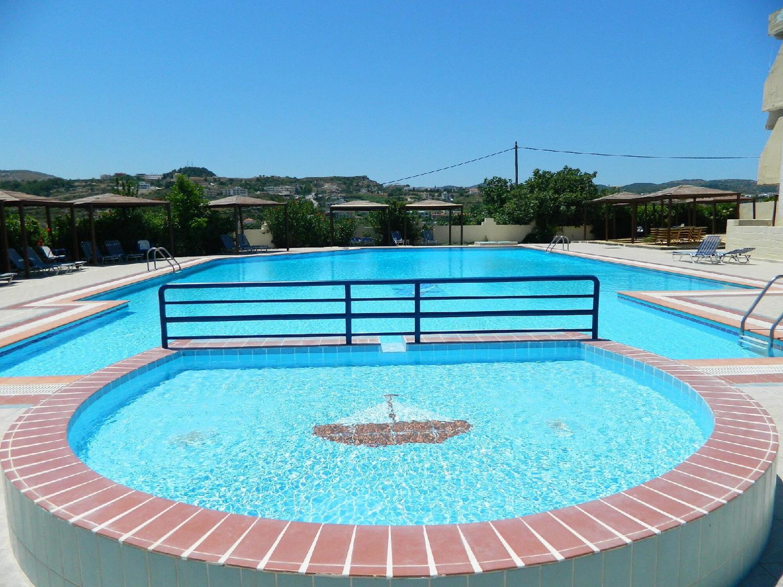 Telhinis Hotel And Apartments