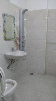 Hotel Hitech Shilparamam Guest House