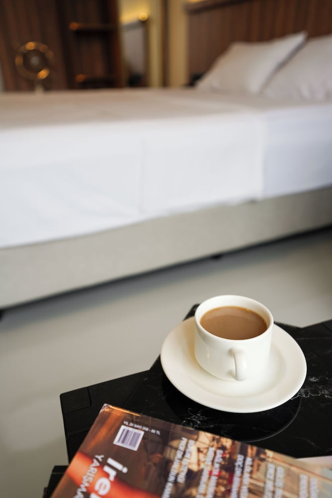 Joyful Hotel By Gnl