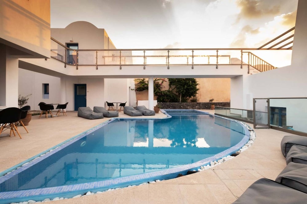 Hotel Tristhenia Hotel