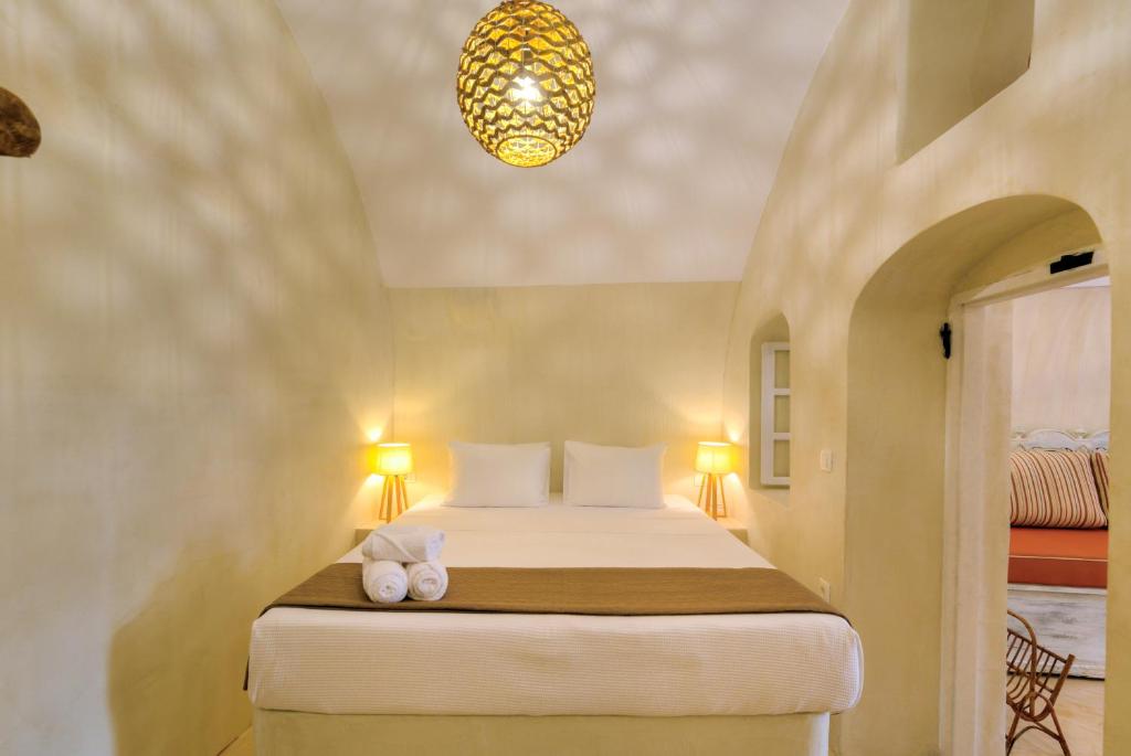 Pasithea Luxury Suites