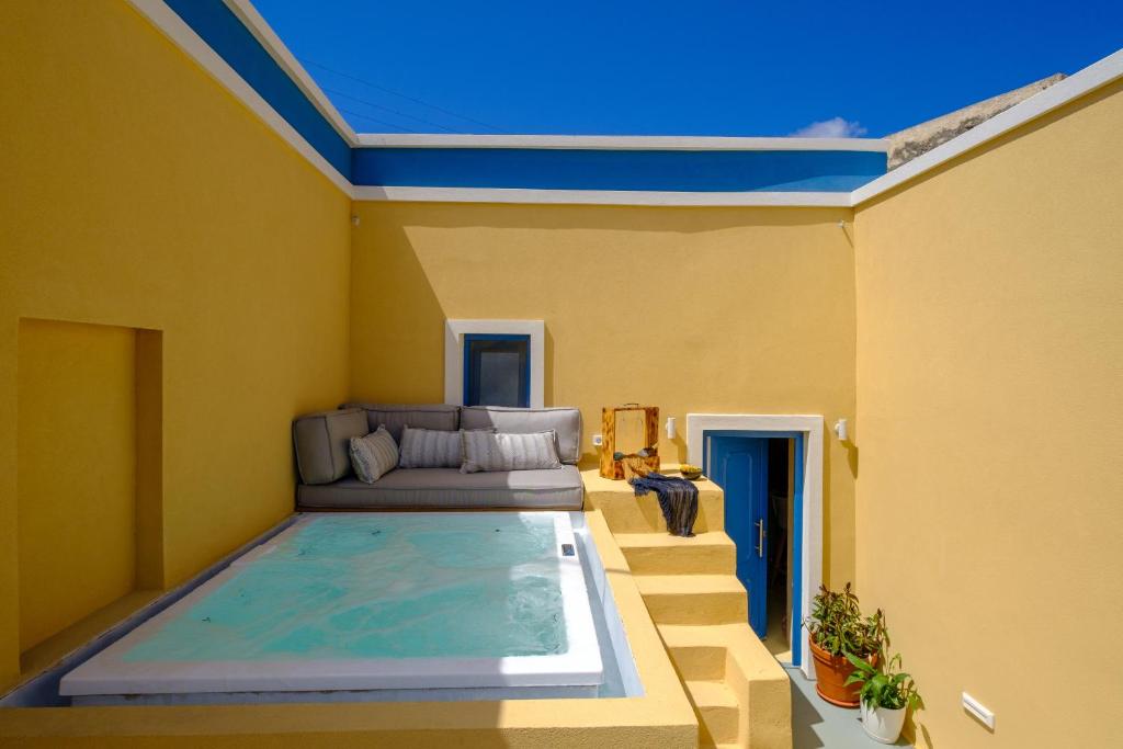 Pasithea Luxury Suites