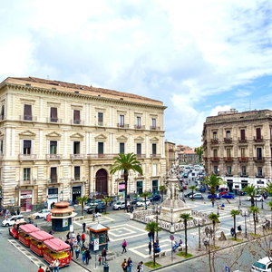 Hotel B&B Stesicoro Inhabit- Guesthouse City Center cazare Catania