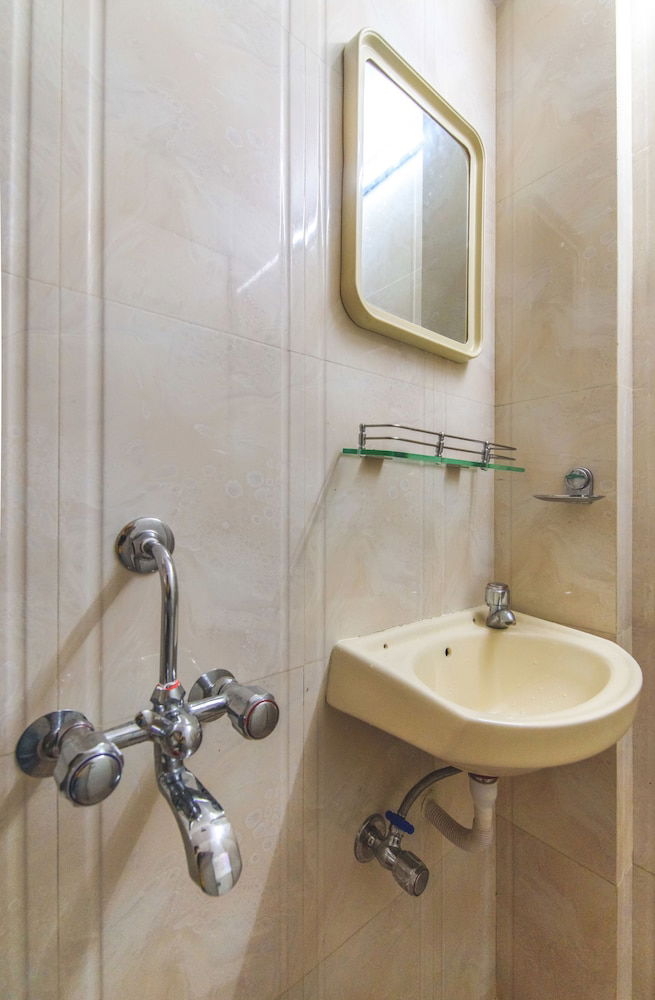 Hotel Hotel Nest Inn, Malad