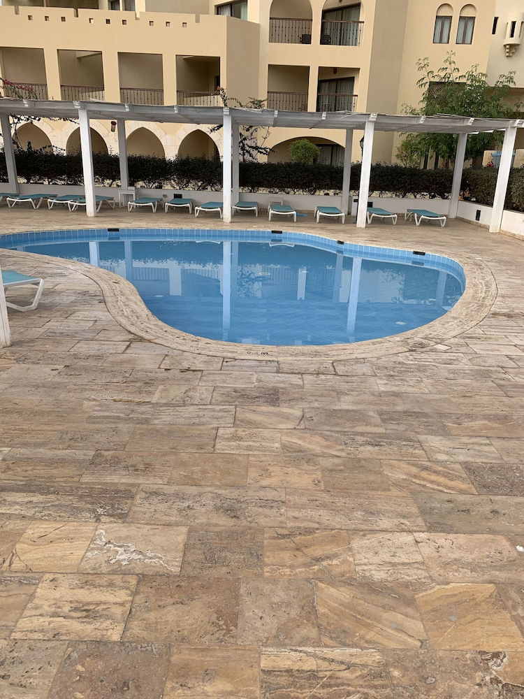 Hotel Rose Beach Chalet