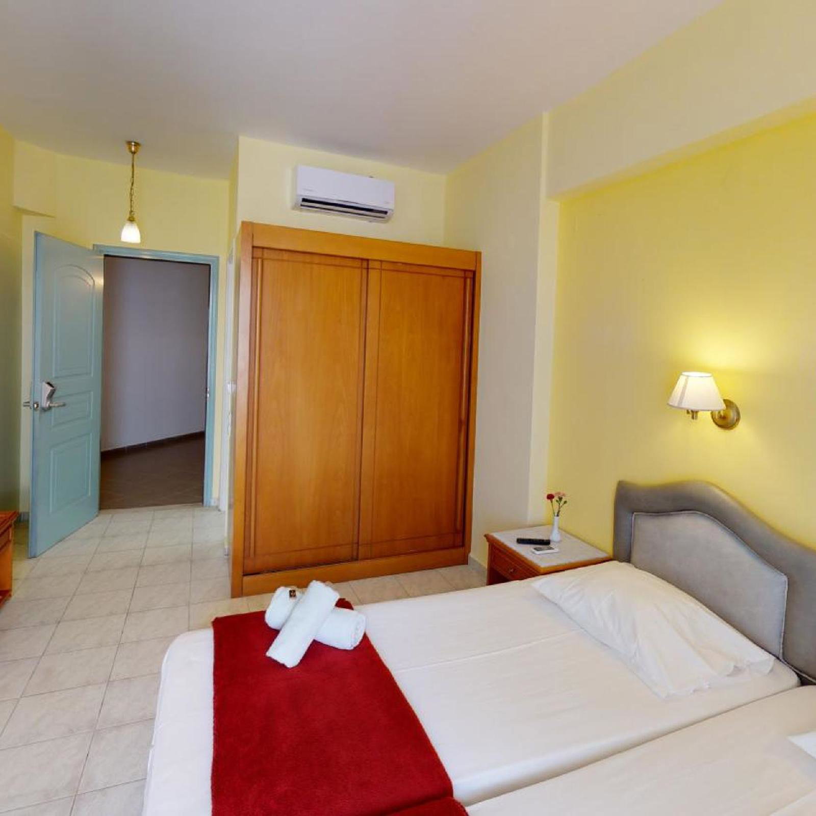 Dedalos Beach Hotel