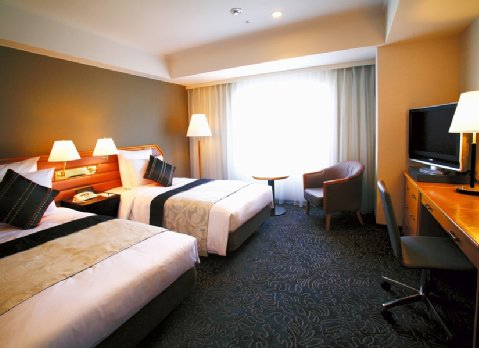 Ana Crowne Plaza Harborview