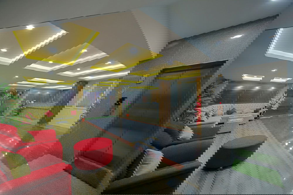 Hotel Sm Royal Suites