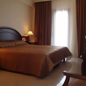 Hotel Europa Beach Hotel cazare Delphi
