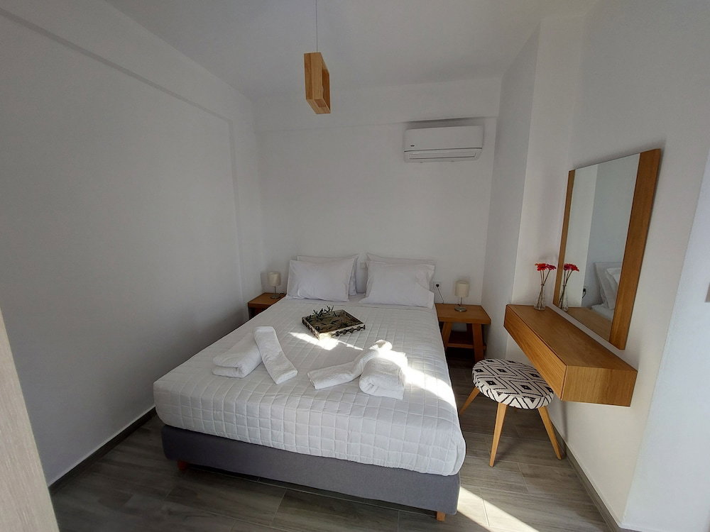 Hotel Elia Luxury Apartments Estd 2022
