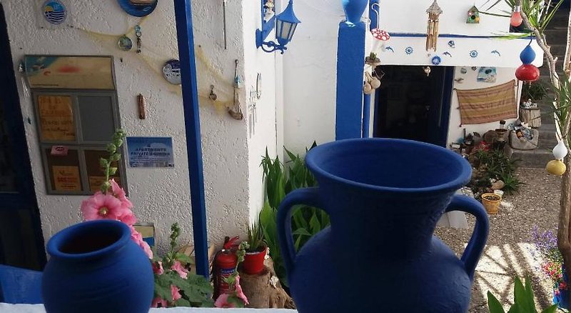 Psaras Apartments
