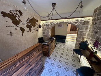 Midgard Suites