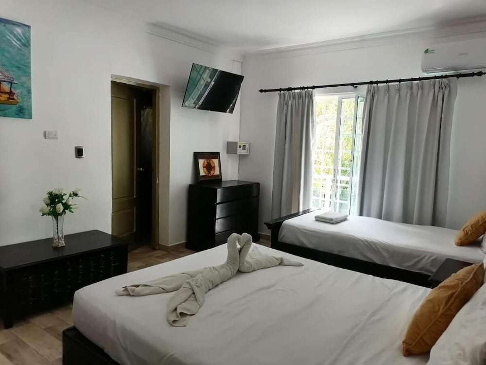 Hostal Las Rosas De Punta Cana