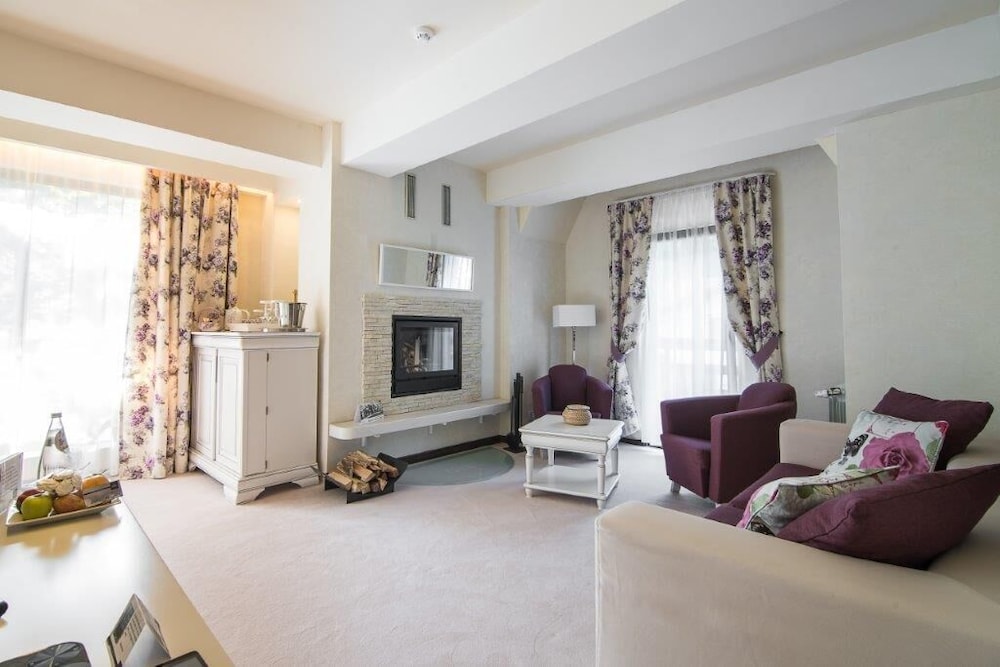 Ioana Hotel