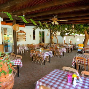 Hotel Kassandra Family Aparthotel cazare Ixia