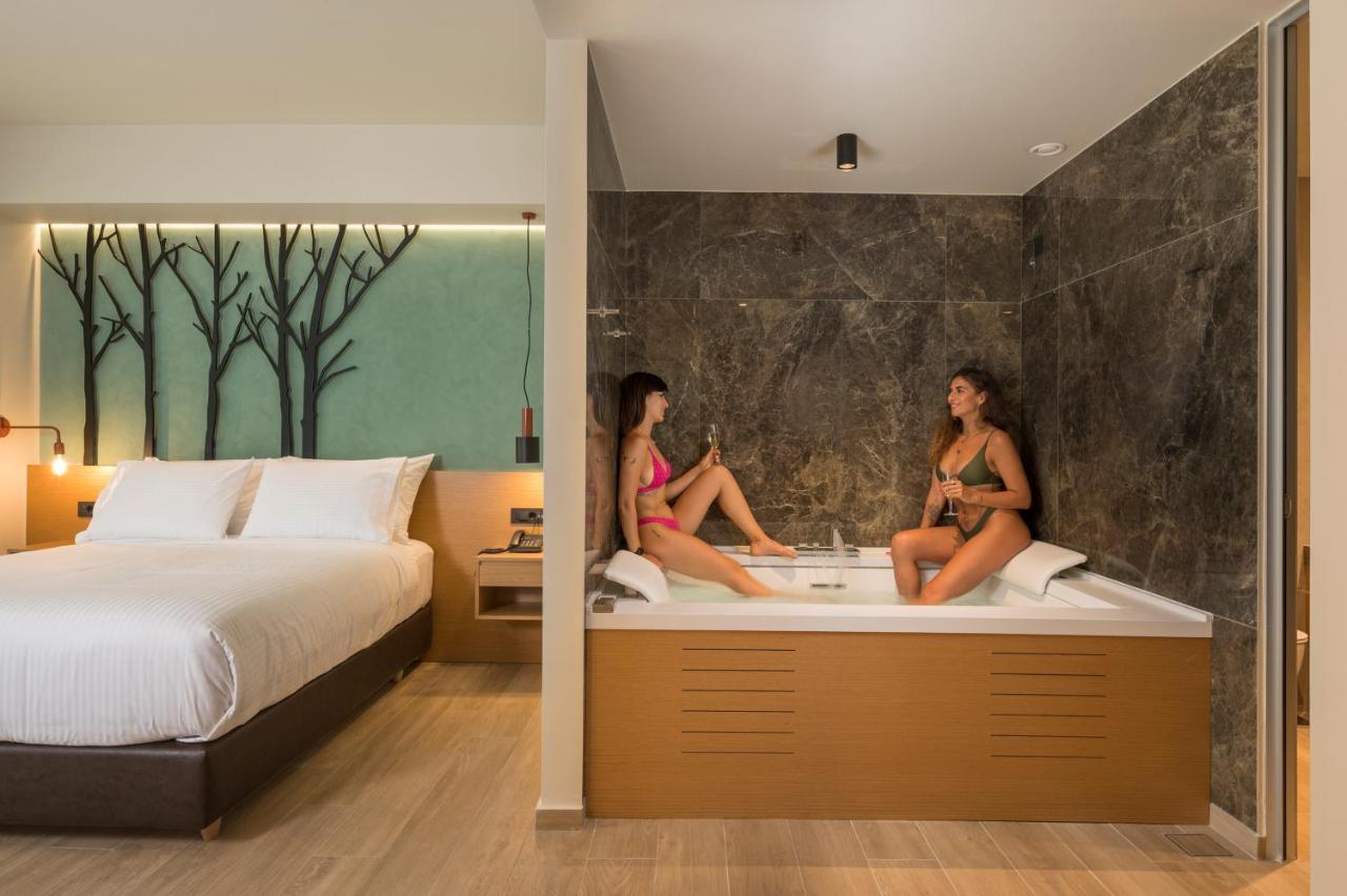 Hyperion City Hotel