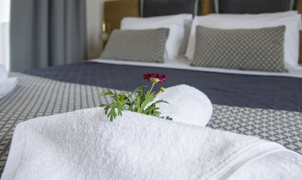 dal travel Deluxe City Hotel