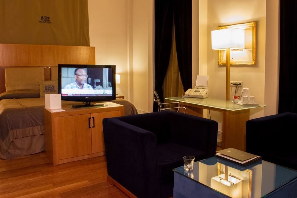 dal travel Gdm Megaron