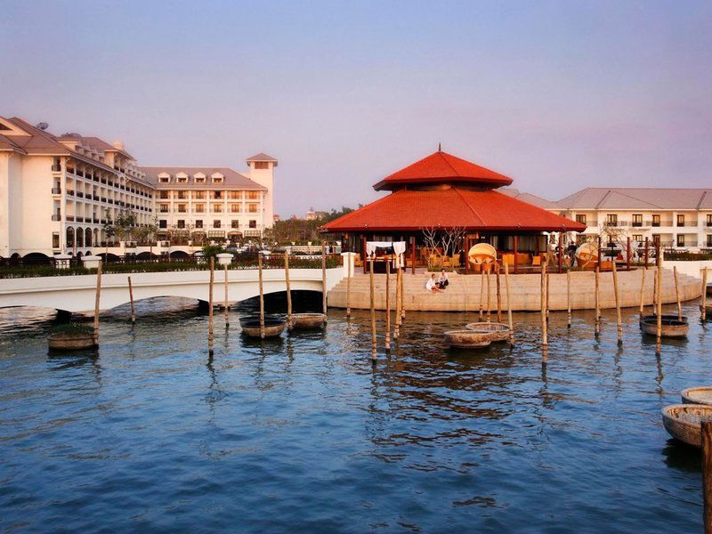 Hotel Intercontinental Westlake Hanoi Hotel