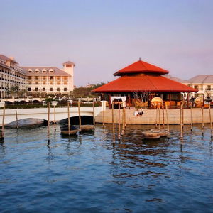 Hotel Intercontinental Westlake Hanoi Hotel cazare Hanoi