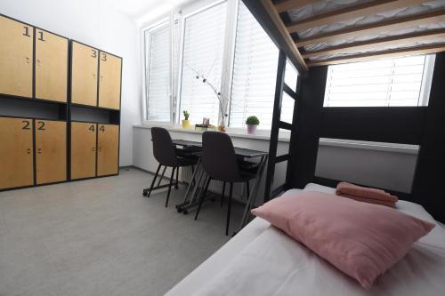 Hotel Ms Sparrow Hostel