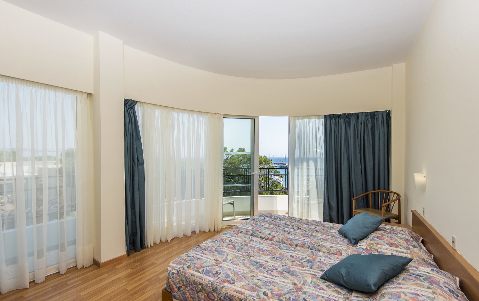 dal travel Hermes Hotel