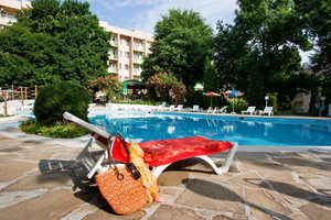 Hotel Ljuljak cazare Nisipurile de Aur