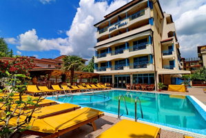 Hotel Bora Bora cazare Sunny Beach
